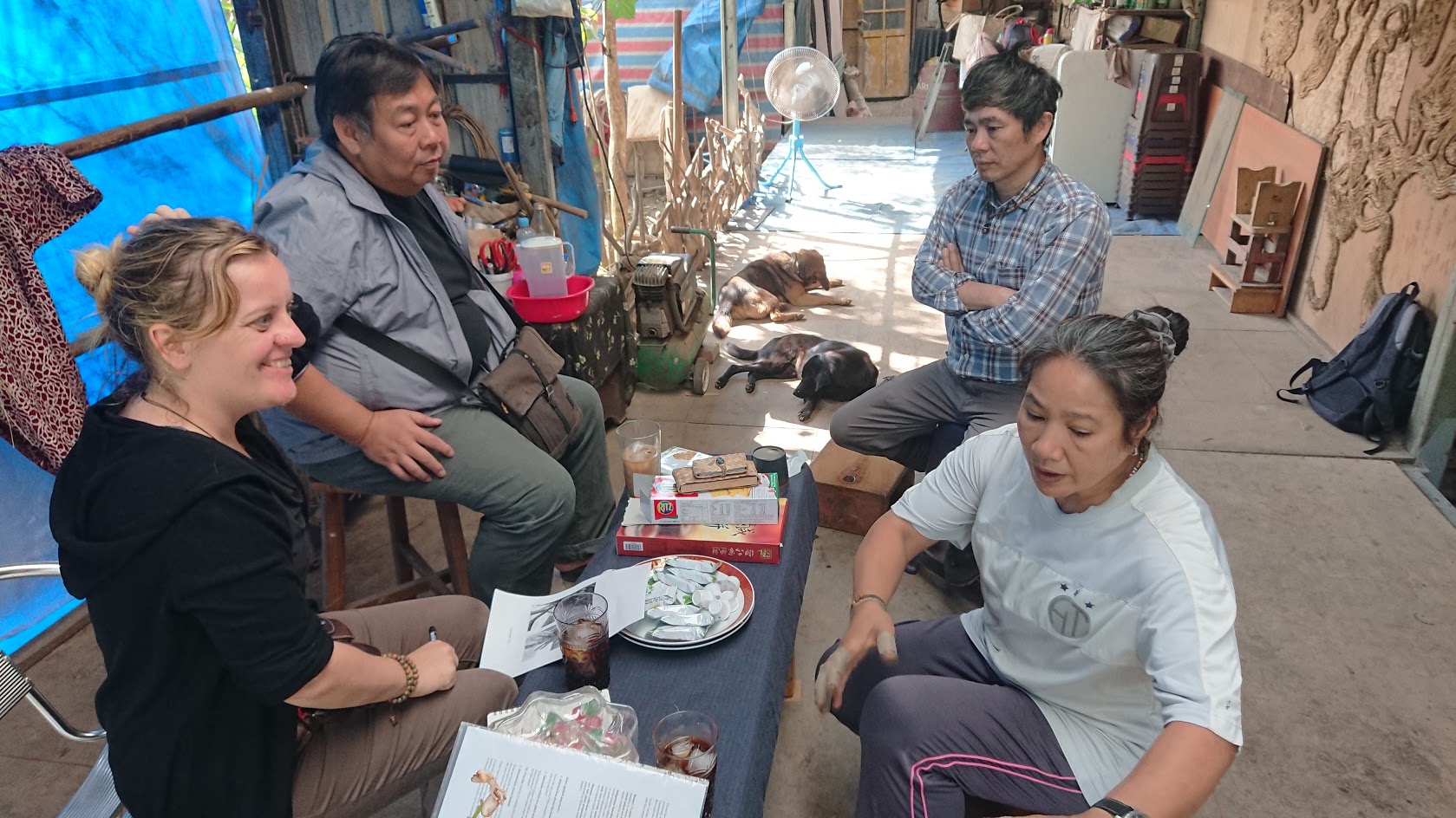 French scholar, Celine Kerfant conduct research on plants fabric in Taidong:picture2