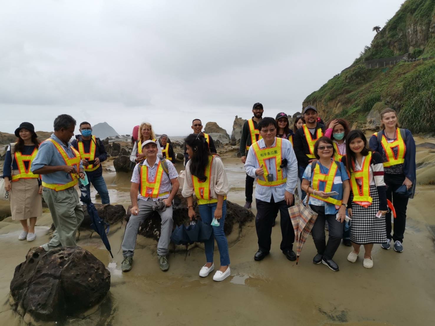 2020 Cultural Trip to Keelung Heping Island and Gold Museum for Visiting Scholars