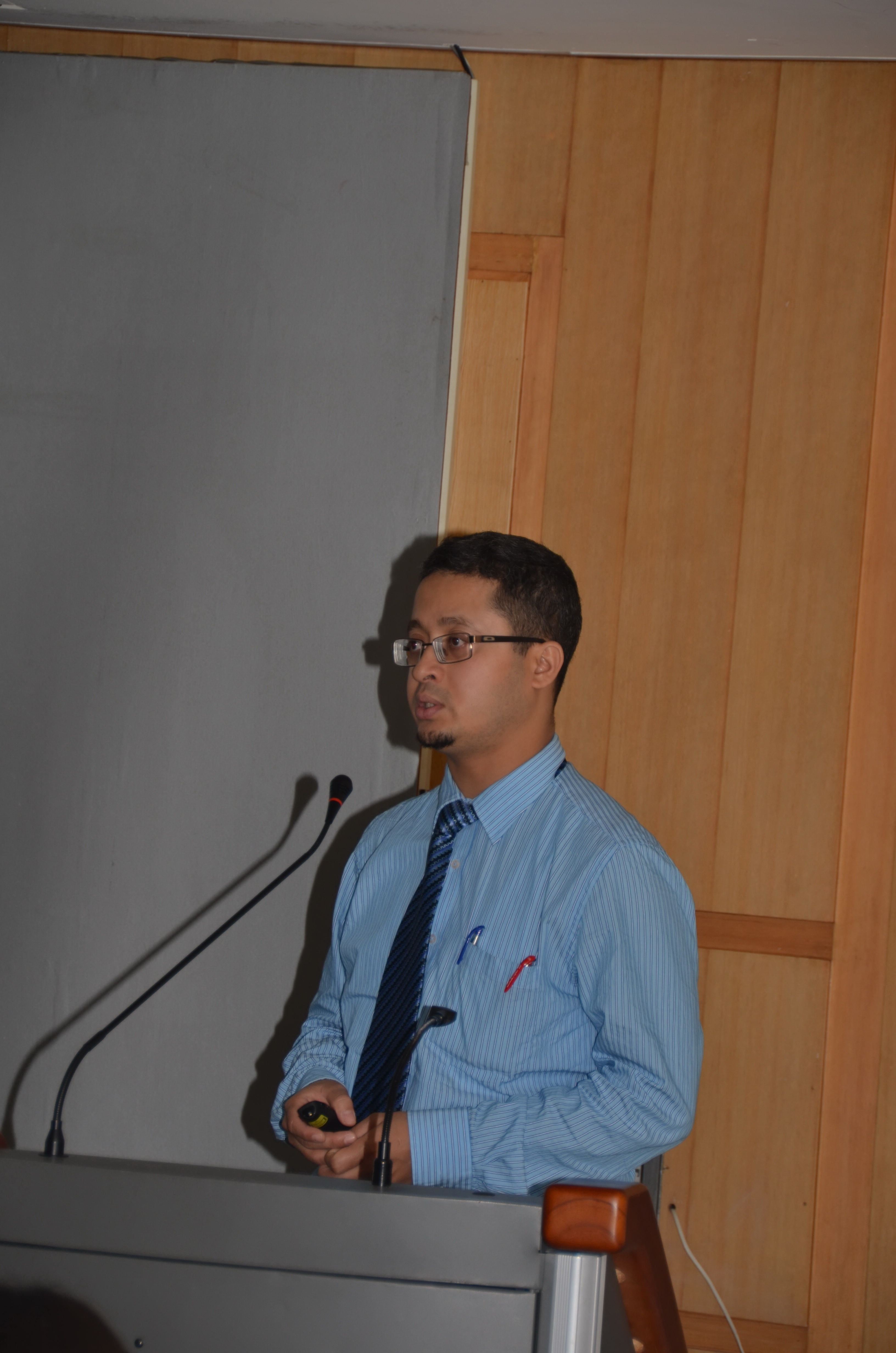 2015 3rd Presentations of Taiwan Fellowship Scholars:picture5