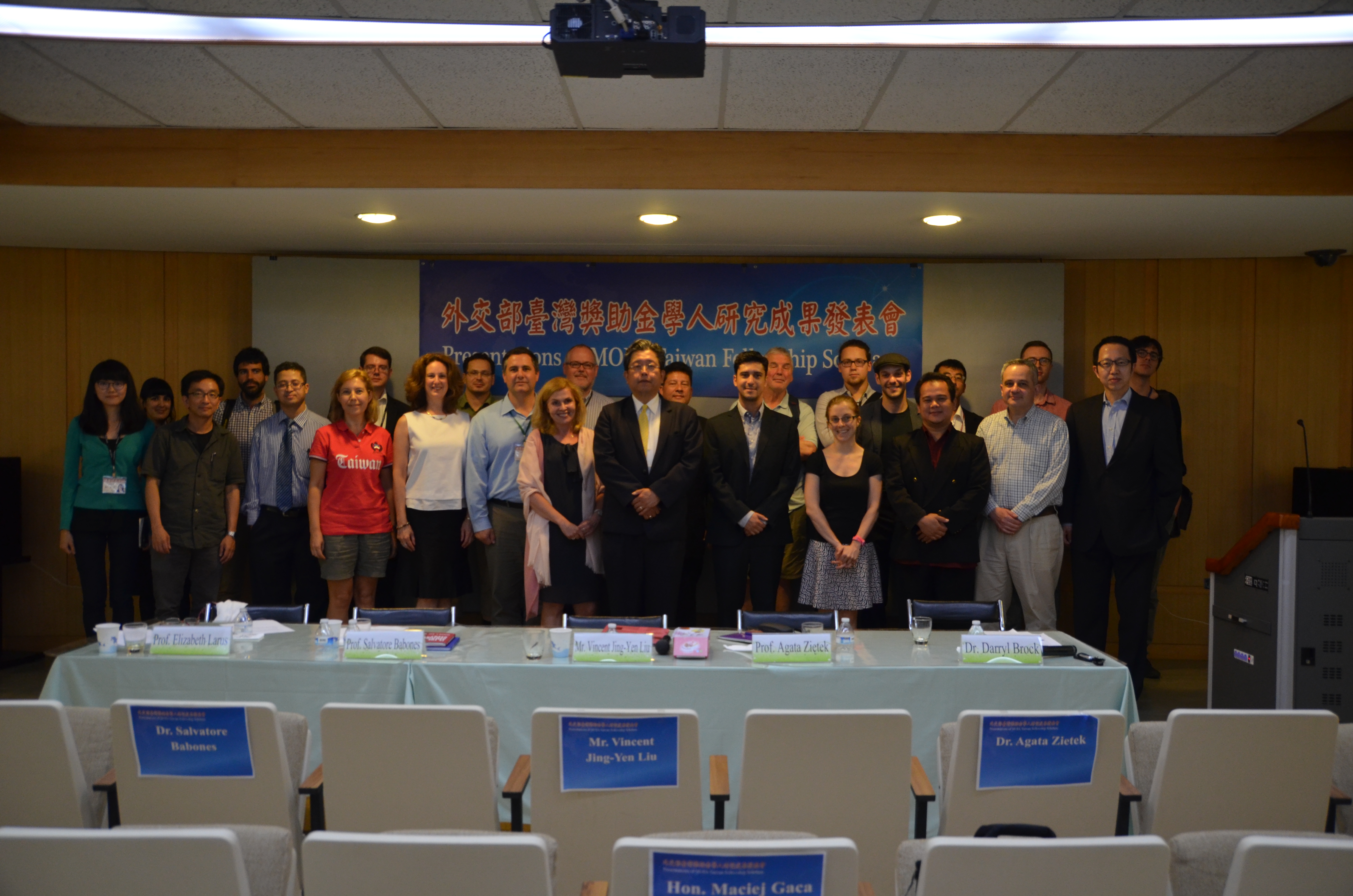 The First Term Presentations of MOFA Taiwan Fellowship Scholars 2015