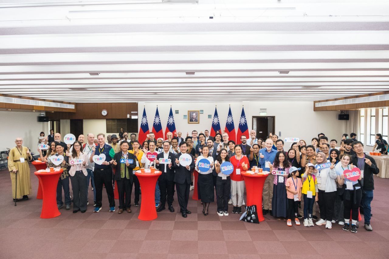 Scholars of the ‘2025 MOFA Taiwan Fellowship’ Experiences the Moon Festival